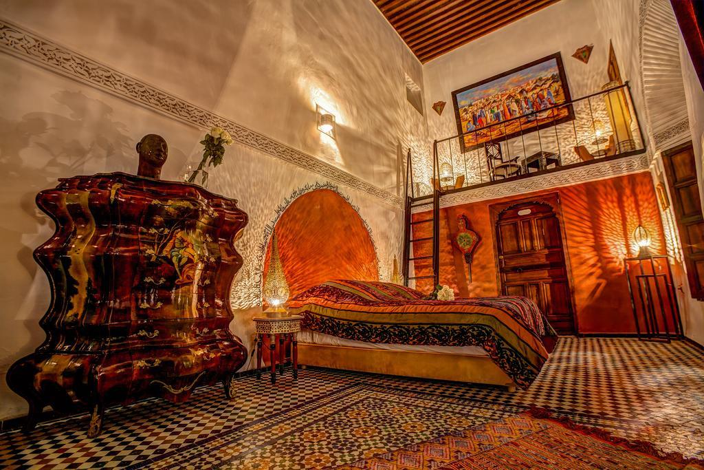 Riad Almaz Fès Rom bilde