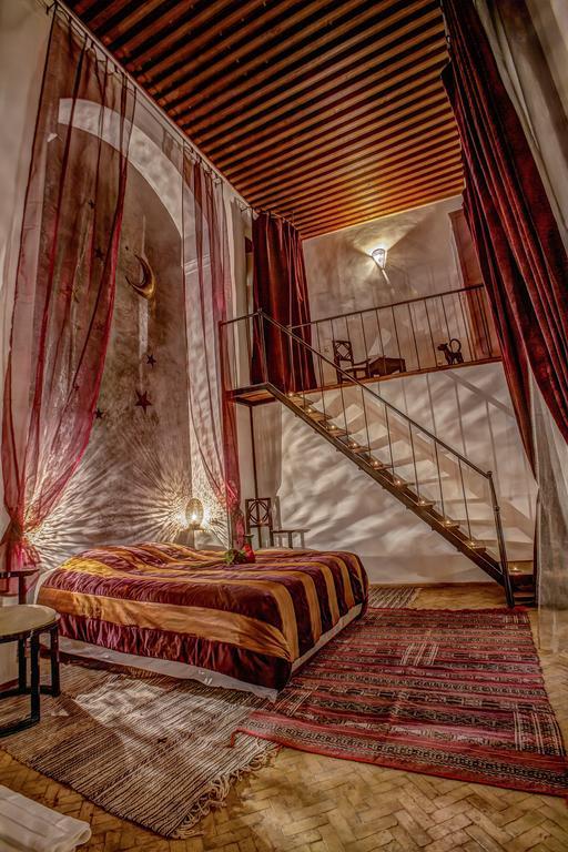 Riad Almaz Fès Rom bilde