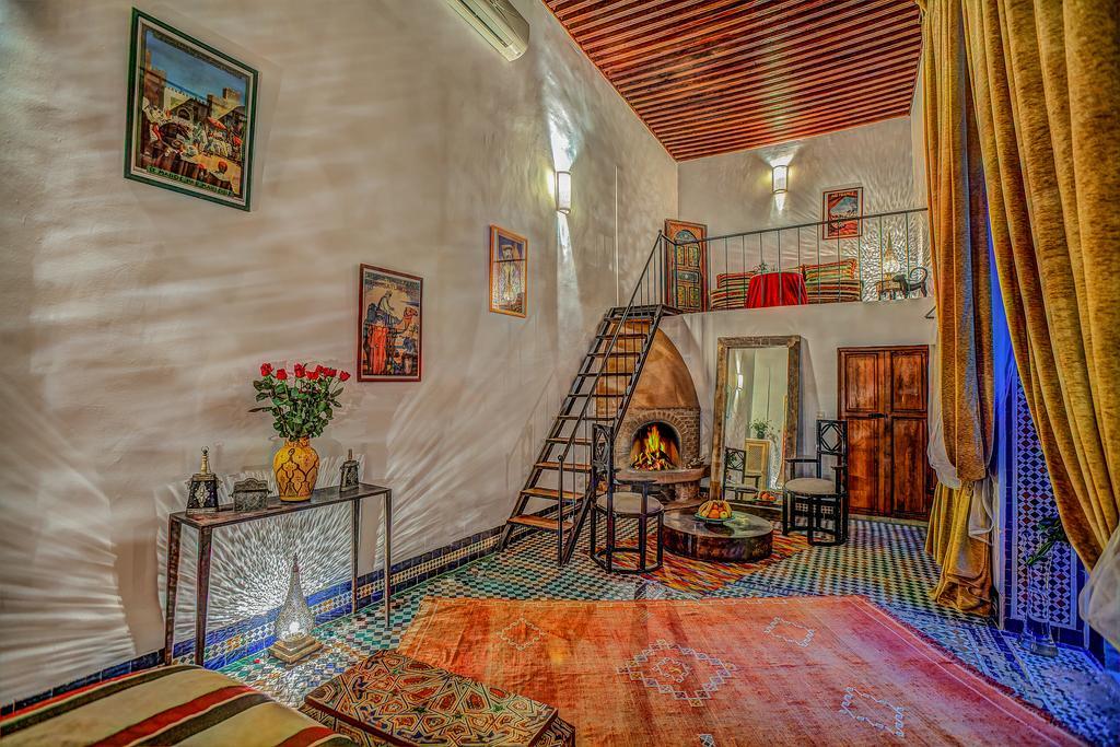 Riad Almaz Fès Rom bilde